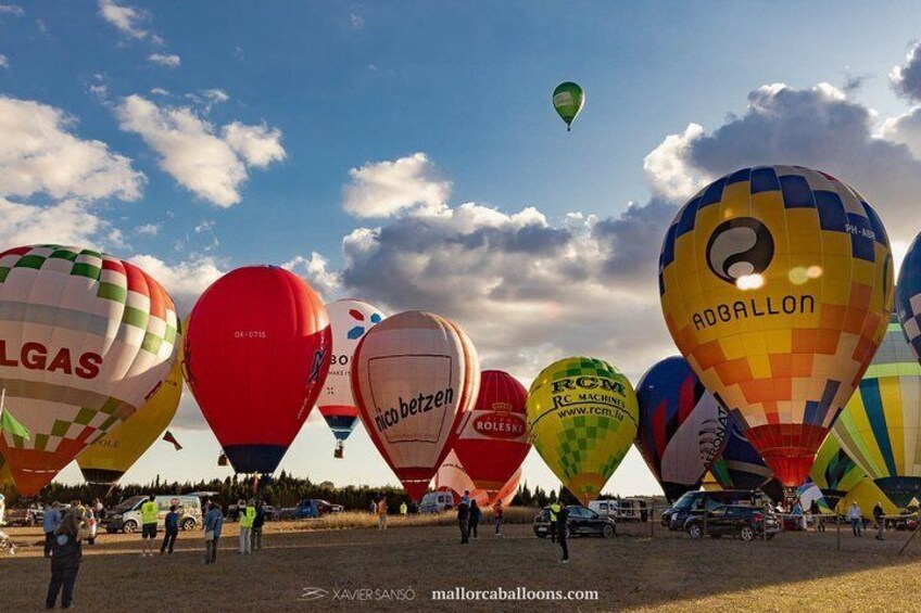 Private Exclusive Ballooning Experience for 4 over Mallorca