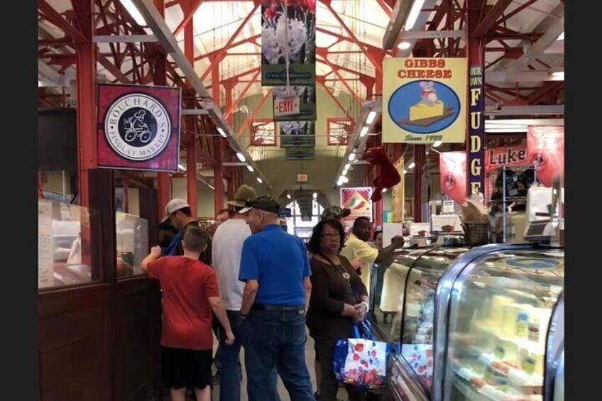 Tours operate year-round