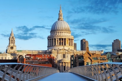 London dalam 1 Hari: Menara London, River Cruise & St Paul's