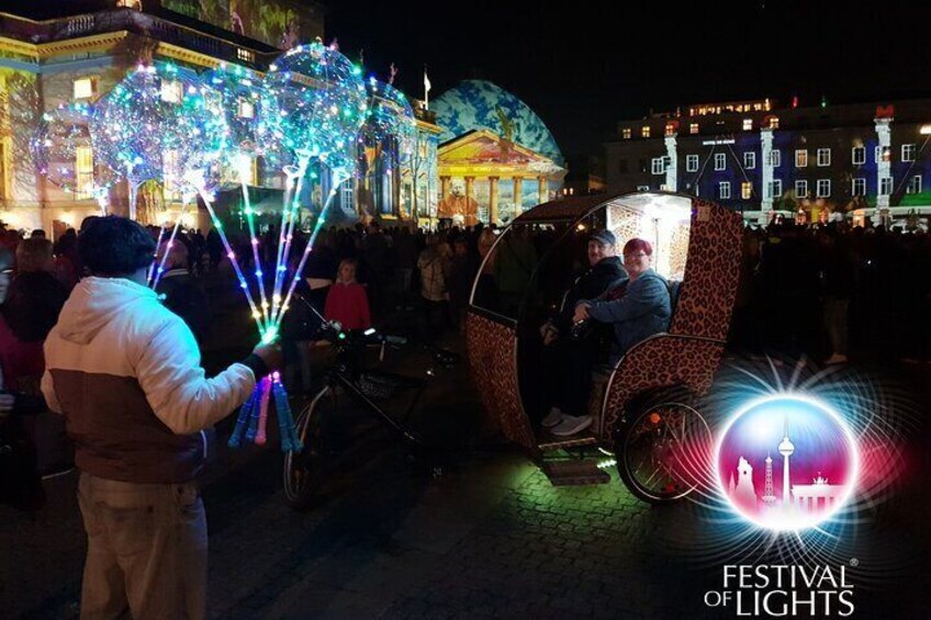 Berlin Night Tour - Rickshaw Sightseeing