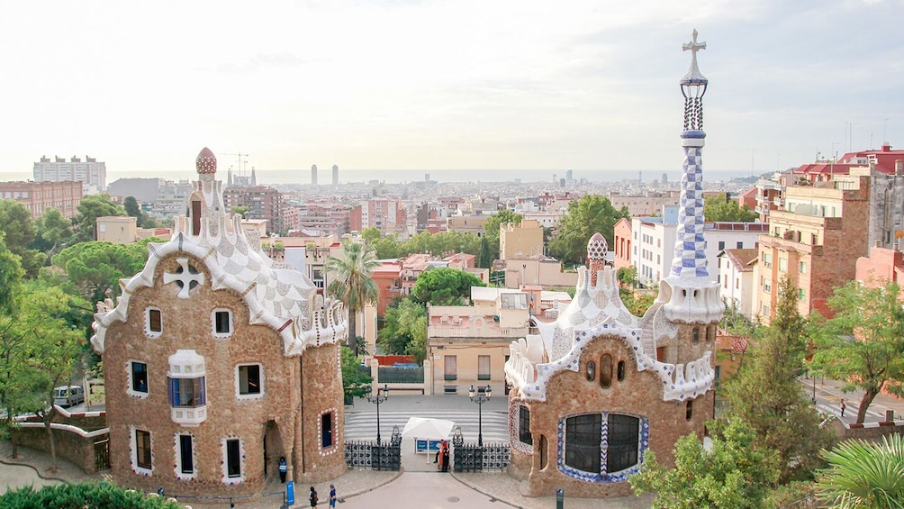 Go Barcelona Explorer Pass: 2, 3, 4, 5, 6 or 7 Attractions