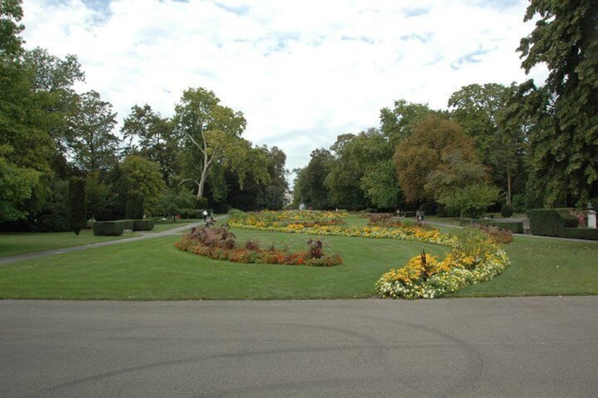 The Right Bank: An audio tour from Brunswick Monument to the botanical garden