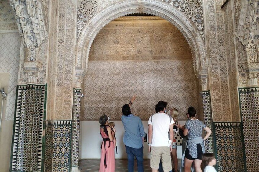 Private Tour With A Different Perspective of Alhambra