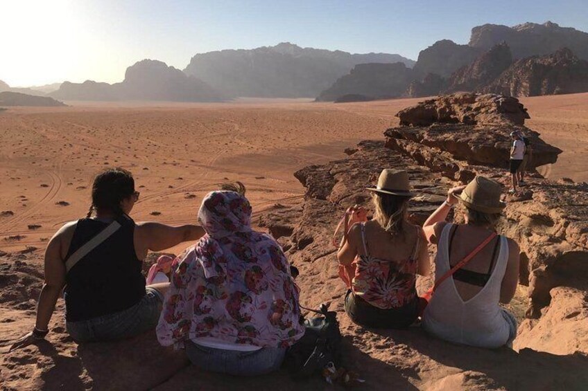 Private 2-Day Hiking Tour in Wadi Rum from Aqaba