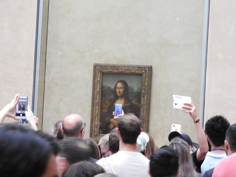 Cargar ítem 5 de 9. Louvre Museum Guided Tour with Skip-the-Line Tickets
