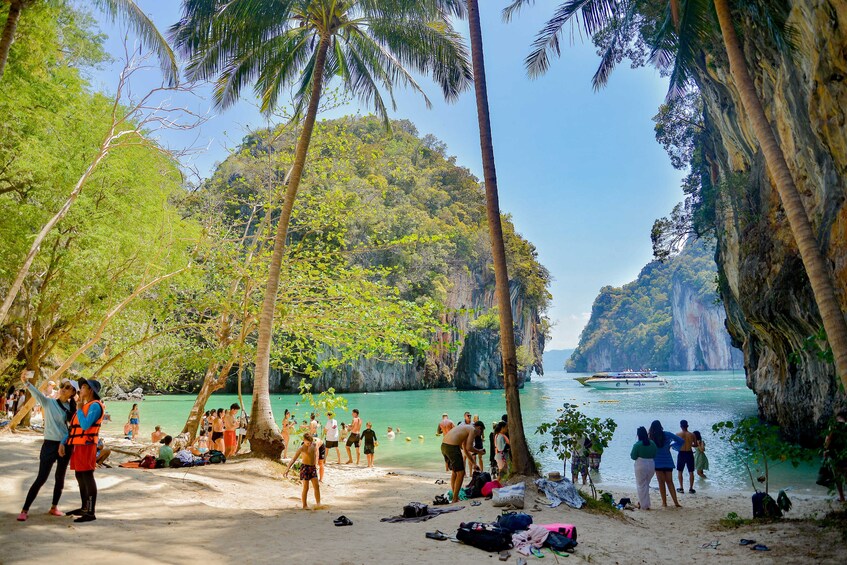 Longtail Boat Private Charter Tour to Hong Island From Krabi
