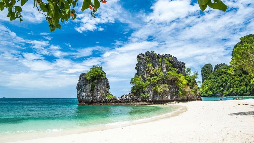 Koh Hong Sunset + Bioluminescent Plankton Trip From Krabi