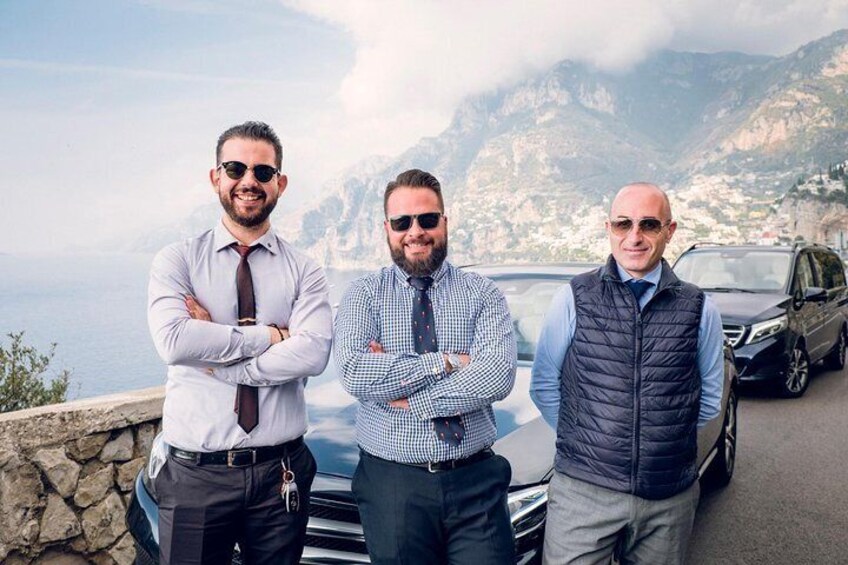 Private transfer from the Amalfi Coast to Naples, by car or minivan
