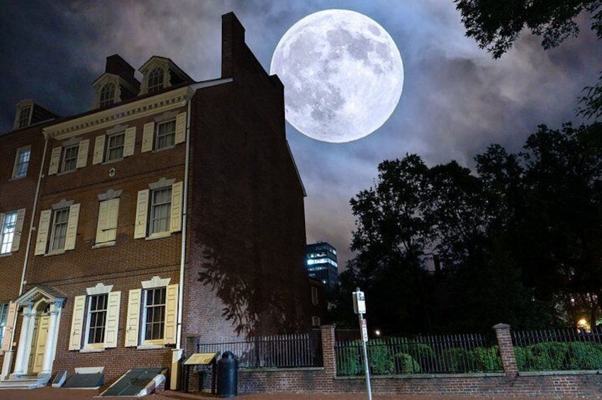 Philly Ghosts - Walking Ghost Tour