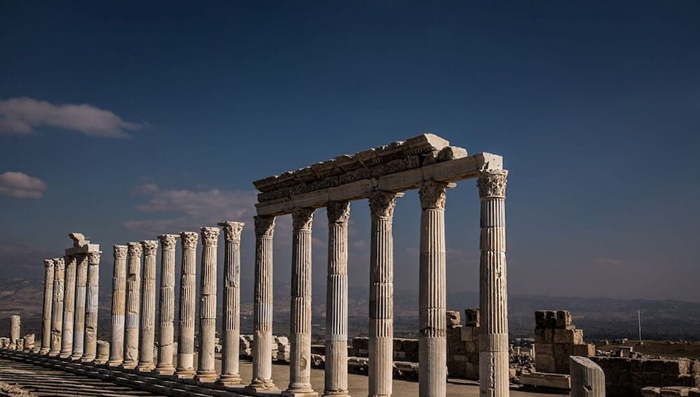 3-Day Ephesus, Pergamum & Pamukkale Tour by Plane