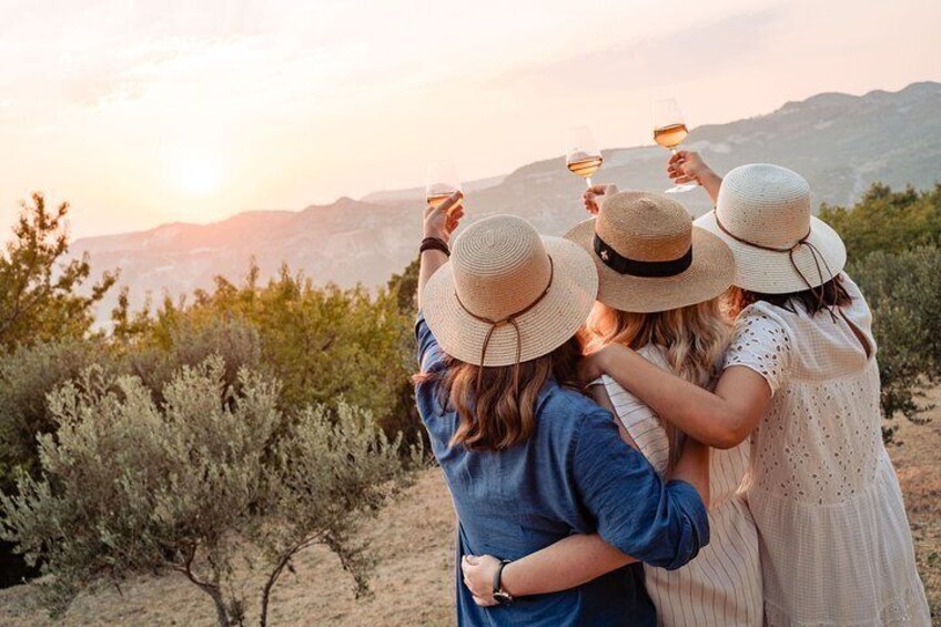 Three hats between olives