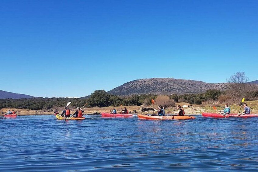 Kayaking Adventure in mountain lake in Madrid with Dreampeaks