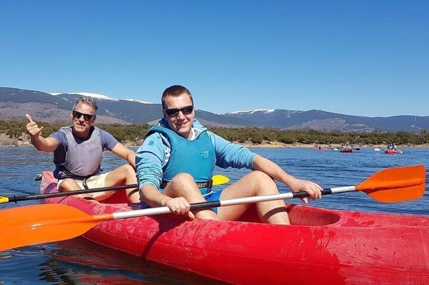 Kayaking Adventure in mountain lake in Madrid with Dreampeaks