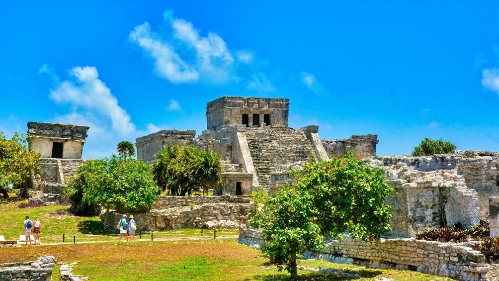 Private Tulum Day-Trip Mayan Ruins with Cenote Swim