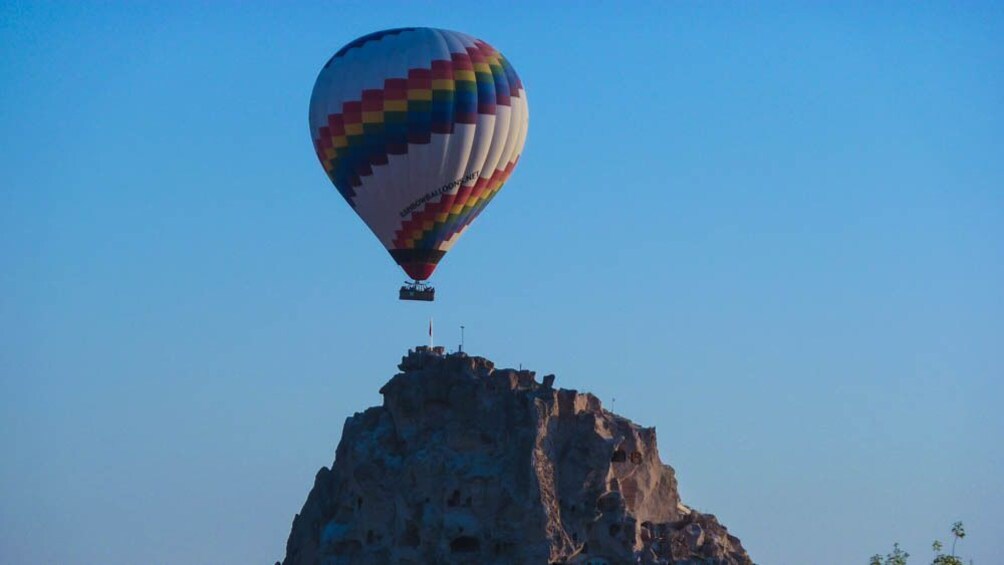 Deluxe Sunrise Hot Air Balloon Flight with Champagne & Transportation