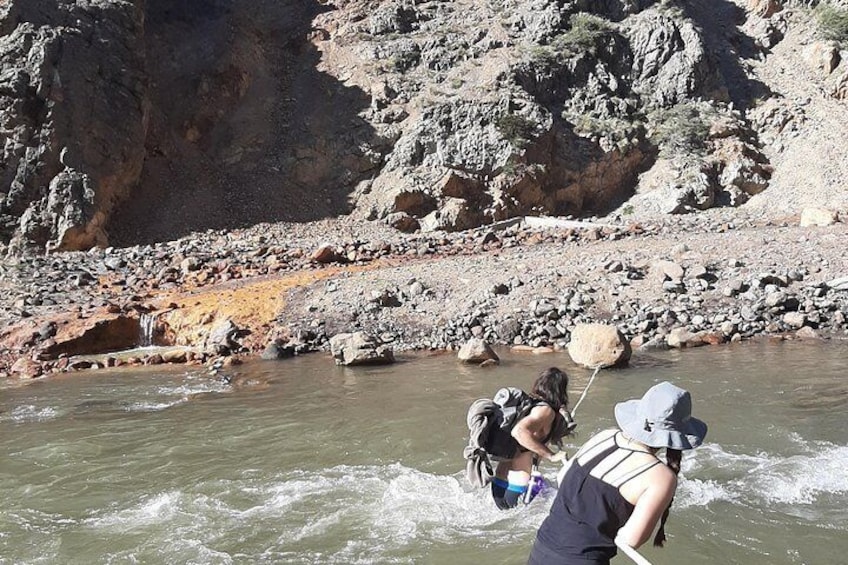 Crossing the ford to the pools sector
Cross River to hotspring side