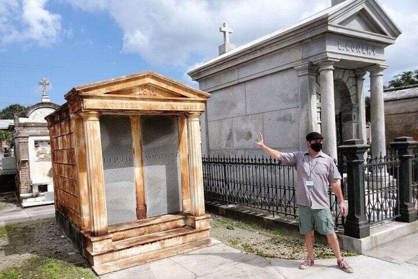 New Orleans Garden District and Cemetery Biking Tour