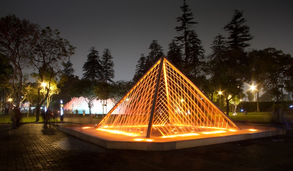 Night Private Tour to the Art Museum MALI & Magic Water Circuit