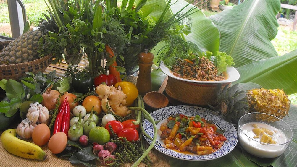 Organic Thai Cooking Class and Market Tour in Phuket