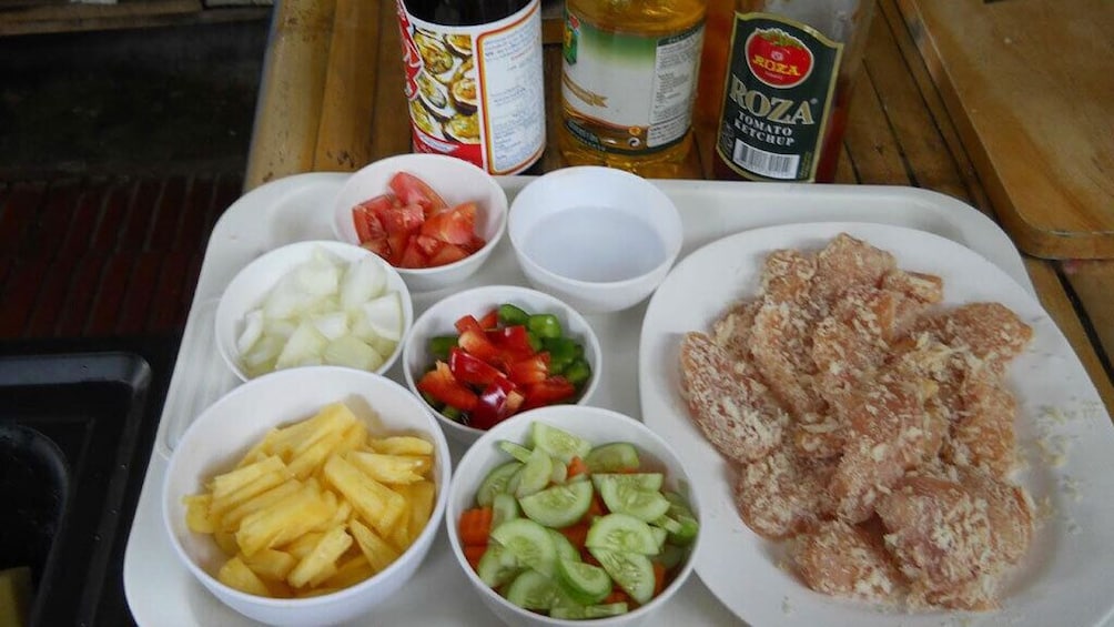 Organic Thai Cooking Class and Market Tour in Phuket