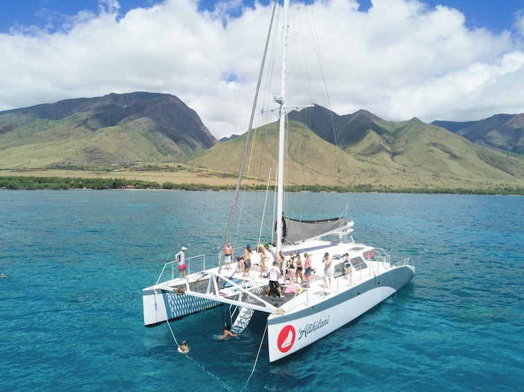 Molokini Snorkel & Performance Sail aboard Akialoa, includes Buffet Lunch