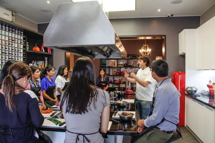 Local market & participative cooking class at Urban Kitchen 