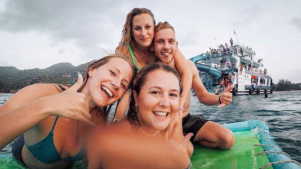 Koh Tao Snorkeling Tour to Hidden Bays and Koh Nang Yuan