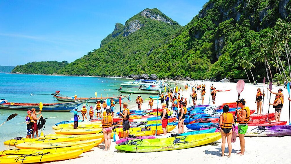 Angthong Marine Park Tour By Speedboat From Koh Phangan