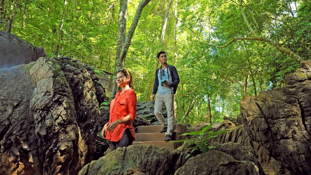 Couple enjoying the Evening Jungle Walk HD Tour in Kuala Lumpur, Malaysia