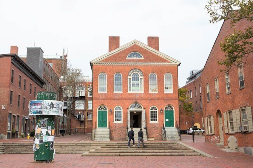 Salem "Hocus Pocus" Movie Locations Walking Tour