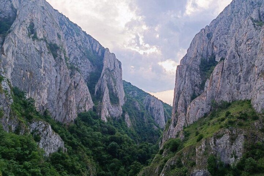 Private Climbing OR Hiking Experience in Cheile Turzii