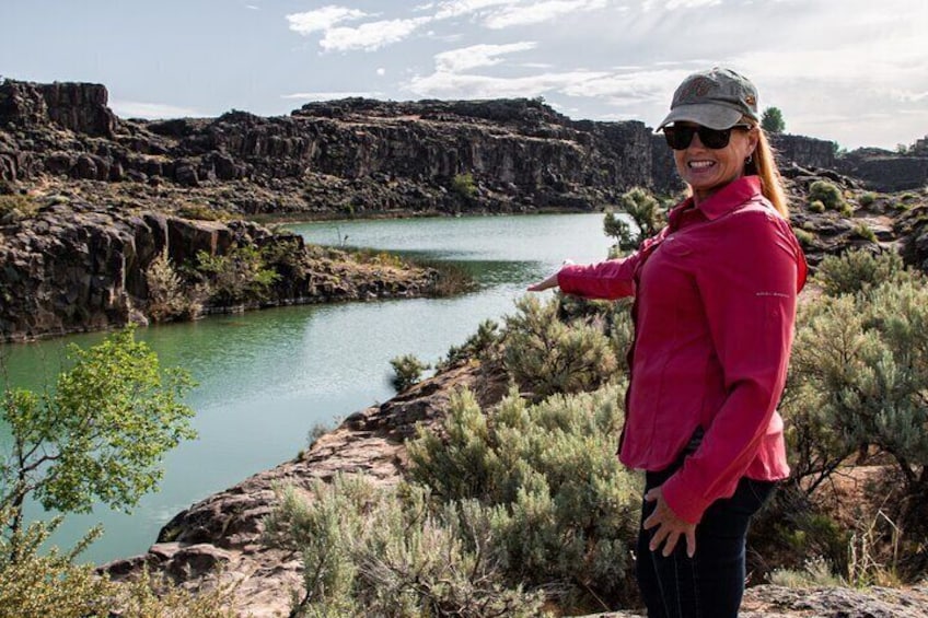 Guided Half-Day Tour to Dierkes Lake & Shoshone Falls