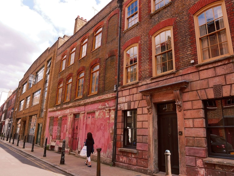 Jack The Ripper London Guided Tour with Fish & Chips Taster