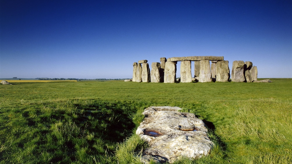 Exterior image of Stonehenge