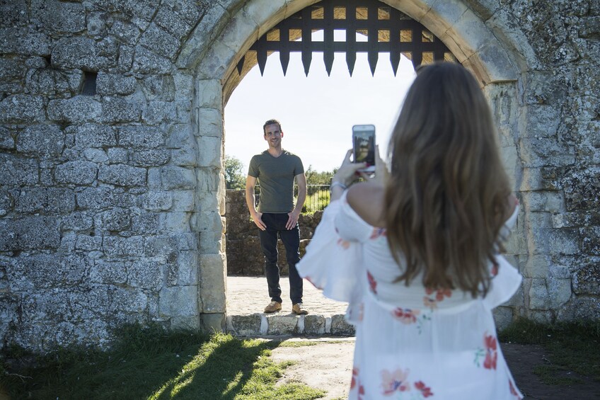 Leeds Castle, Canterbury Cathedral & Dover Tour with Admission