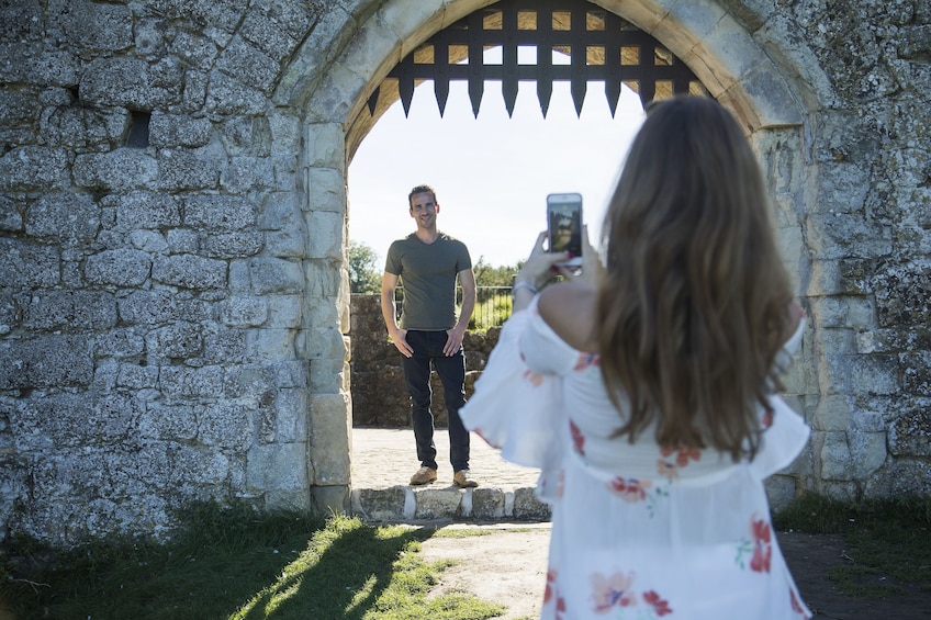 Leeds Castle, Canterbury Cathedral & Dover Tour with Admission