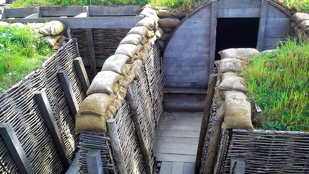 Charger l’élément 1 sur 5. WWI trenches in Belgium