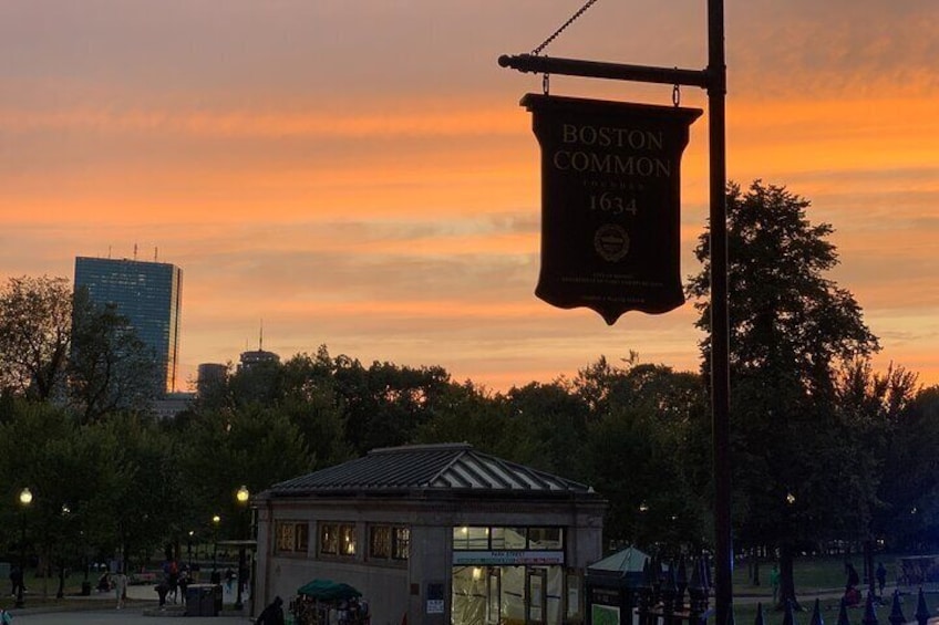 Self-Guided Smartphone Ghost Walking Tour in Boston