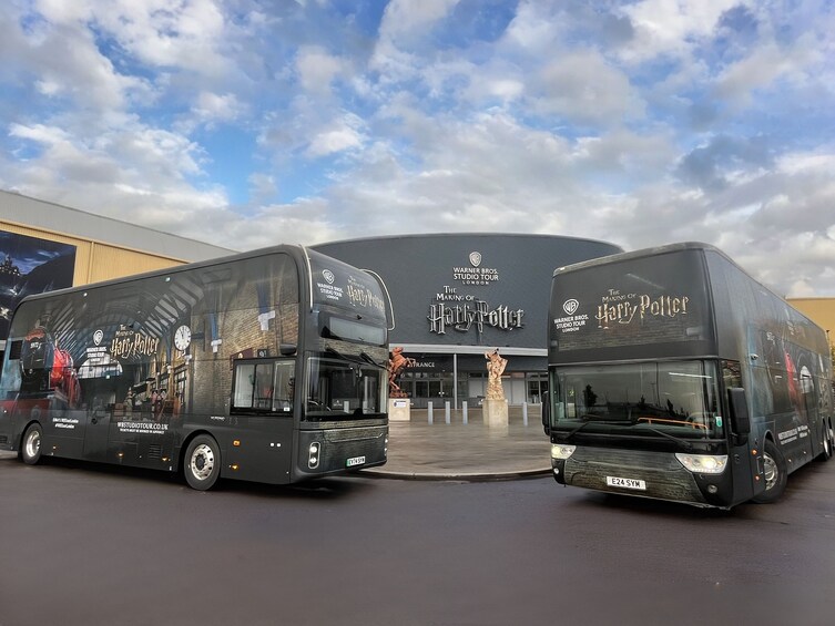 Warner Bros. Studio Tour - The Making of Harry Potter by Luxury Coach