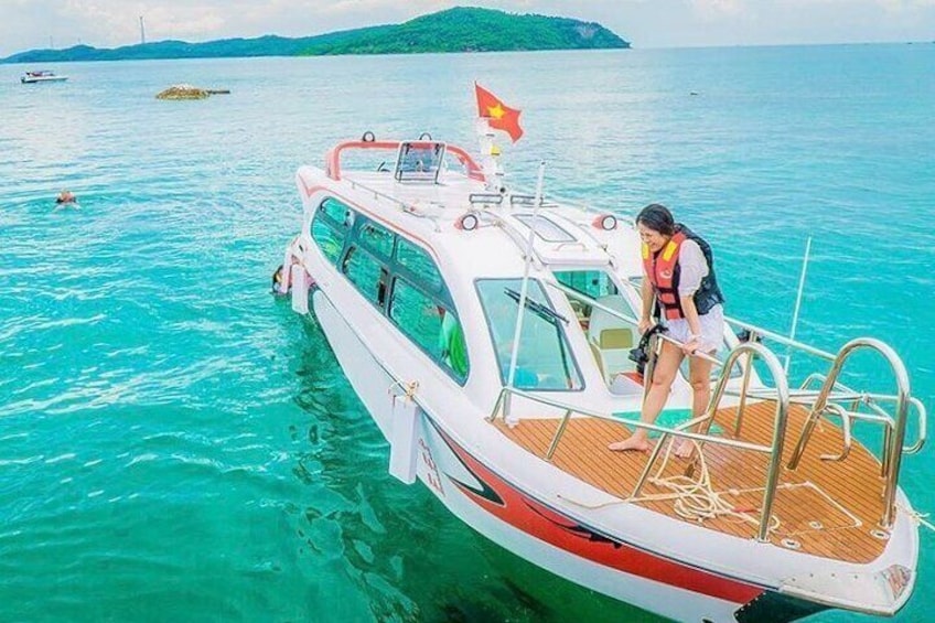 A most wanted Phu Quoc Snorkeling Tour , small group-Max 14pax
