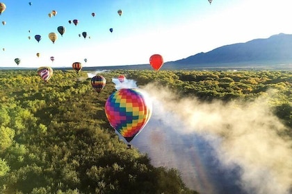 Albuquerque luftballongturer vid soluppgången