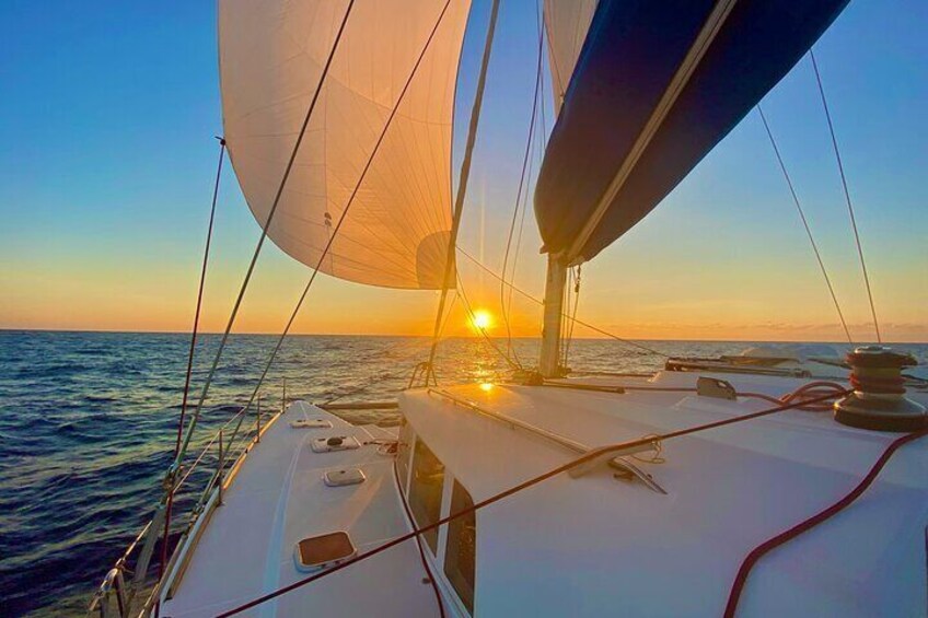 Luxury Sailing Catamaran - Private and Group Charters