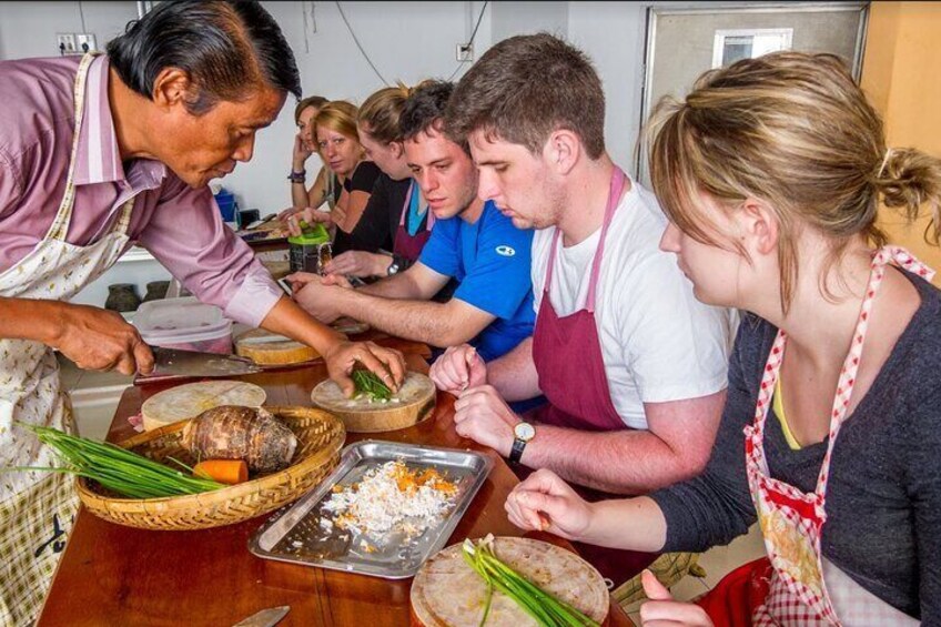 Morning Cooking Class and Market Tour in Siem Reap