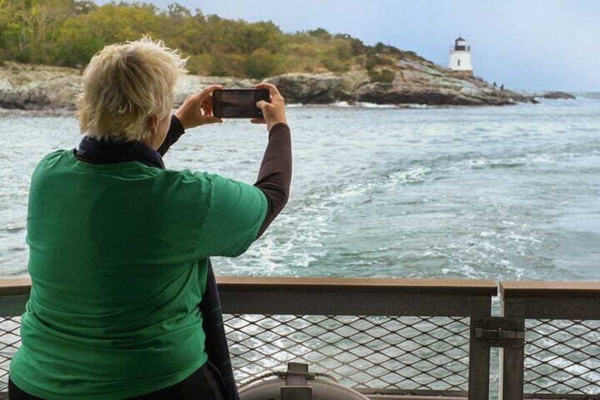 Lighthouse and Mimosa Cruise of Narragansett Bay from Newport