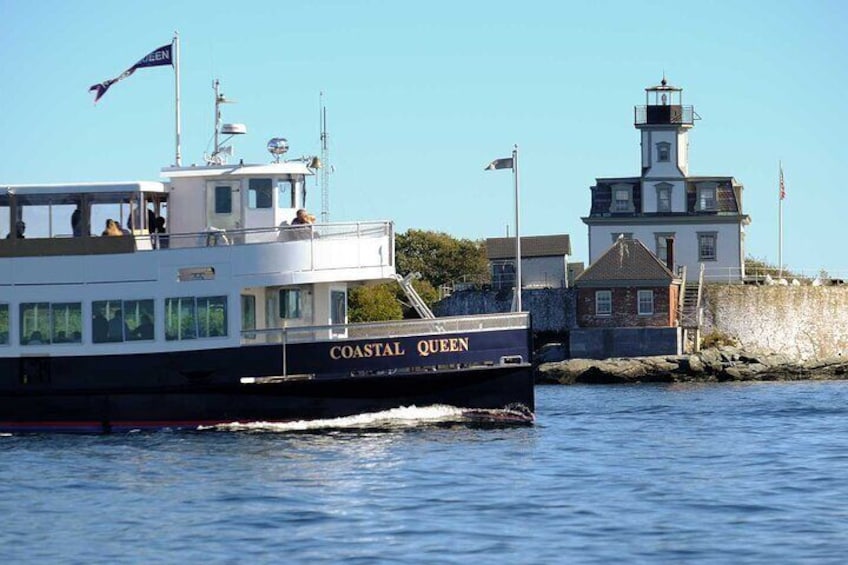 Lighthouse and Mimosa Cruise of Narragansett Bay from Newport