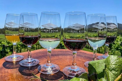 Hinterland Heritage Wine Tour