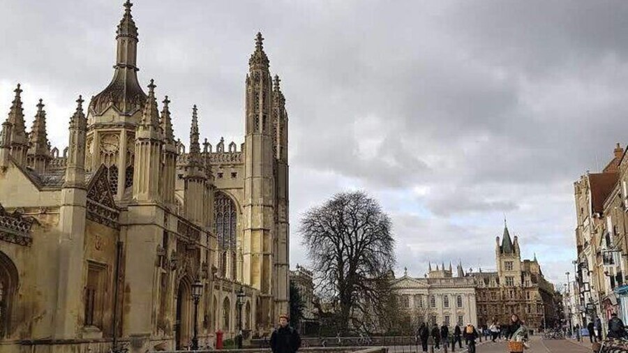 Walking Tour of the Sights and Highlights of Cambridge