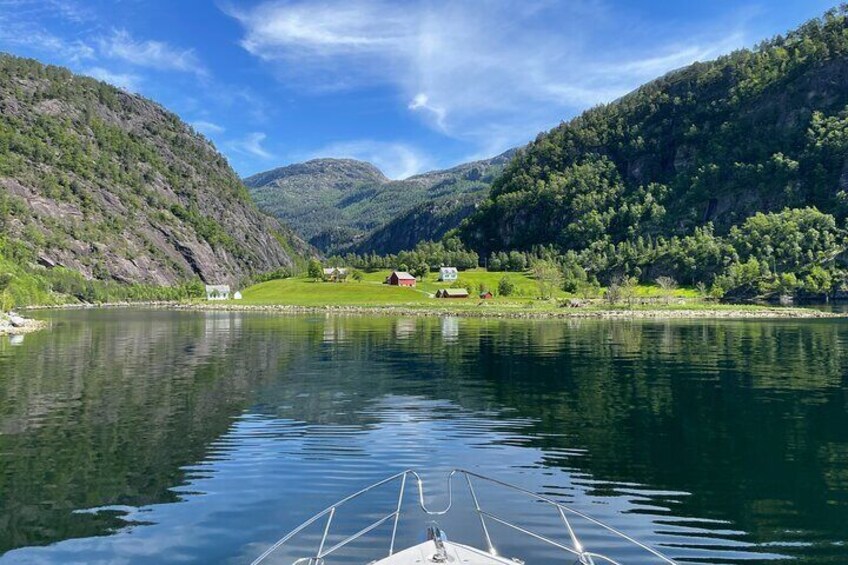 Private Fjord + waterfall cruise to Mostraumen with yacht