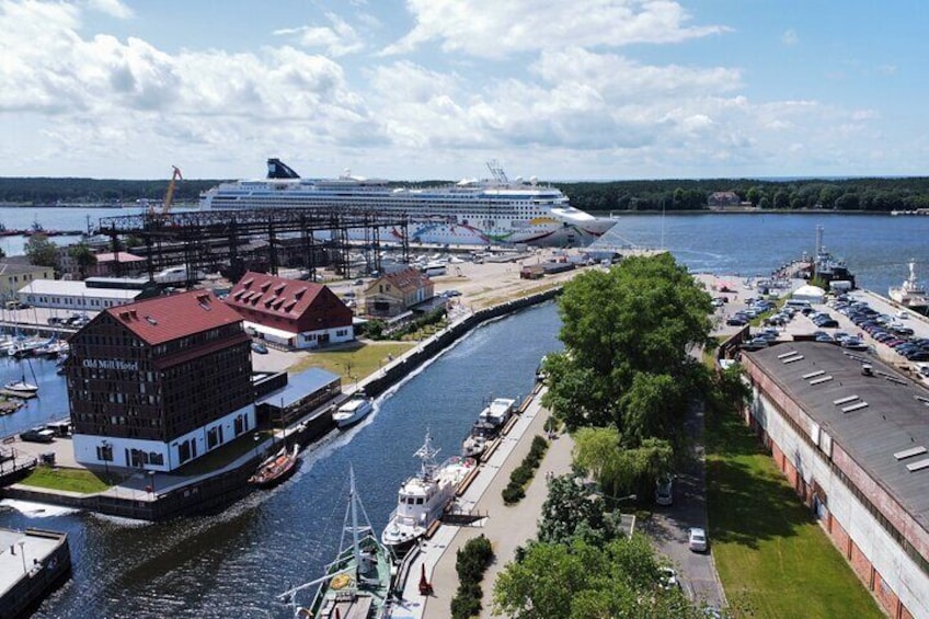 Private Old Klaipeda Guided Walking Tour