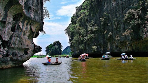 Privat heldagsutflukt til Hoa Lu og Tam Coc